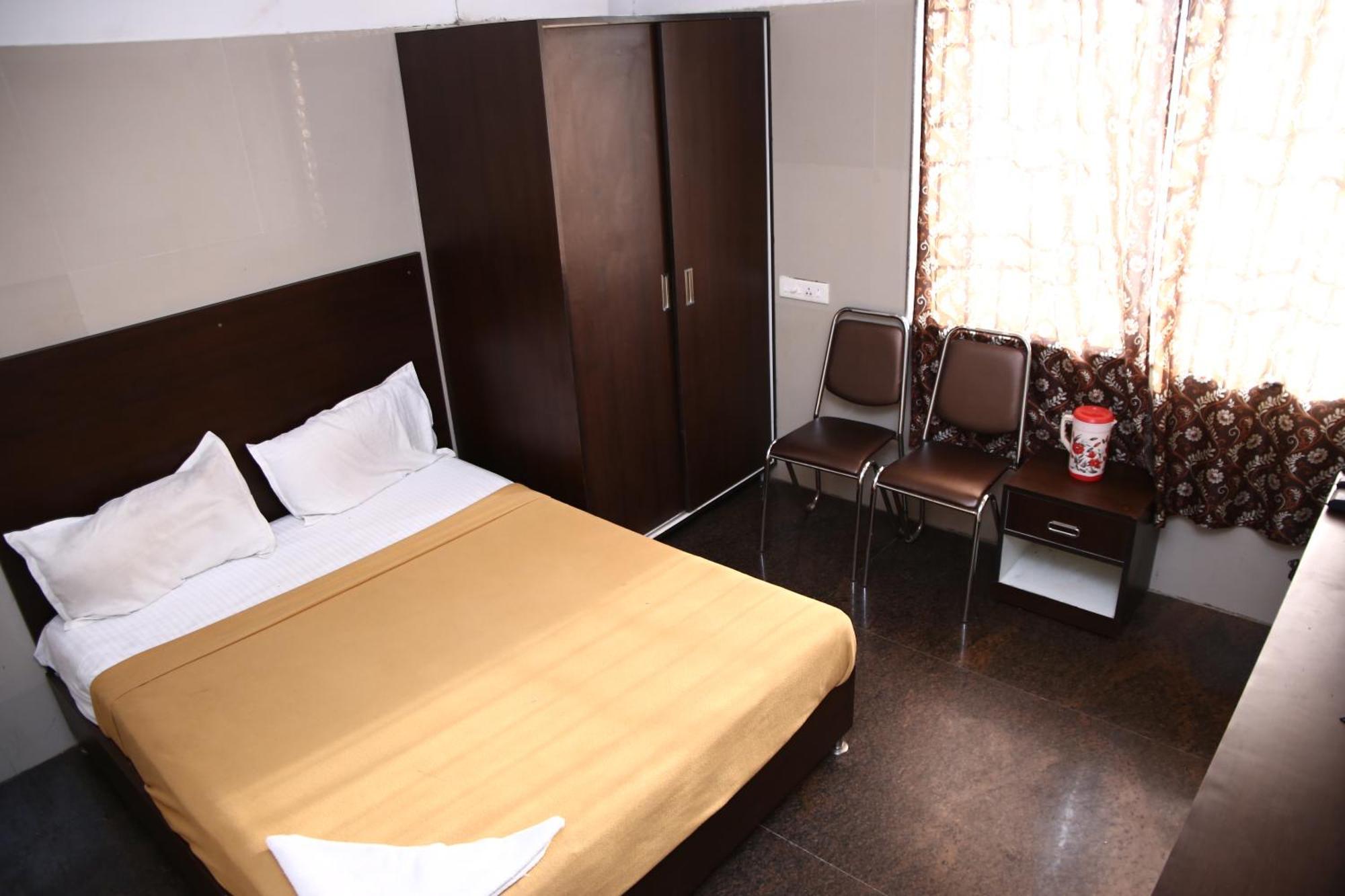 Shri Bhavani Residency Τσενάι Εξωτερικό φωτογραφία